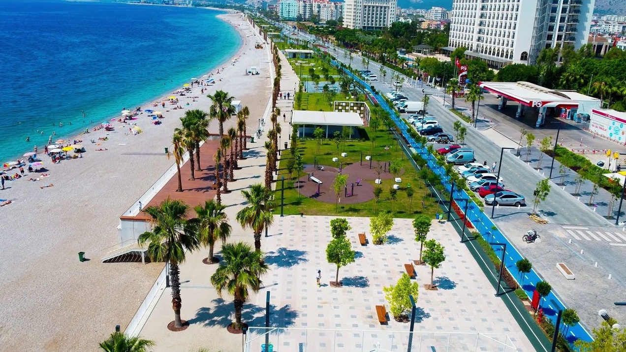 konyaltii_naberezhnaia_promenade